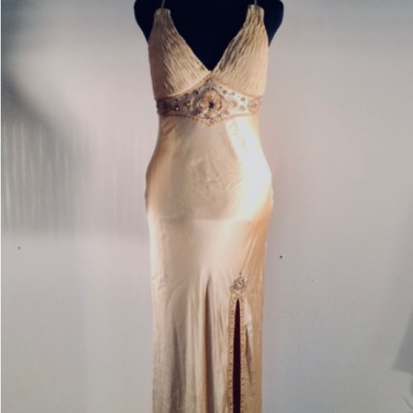 burgundy color prom dresses Straps Long Dresses. Mermaid Lace Tulle Prom Dresses, Po #WeddingDressInspo Size:US size 16 Zestt Dress Shoe //